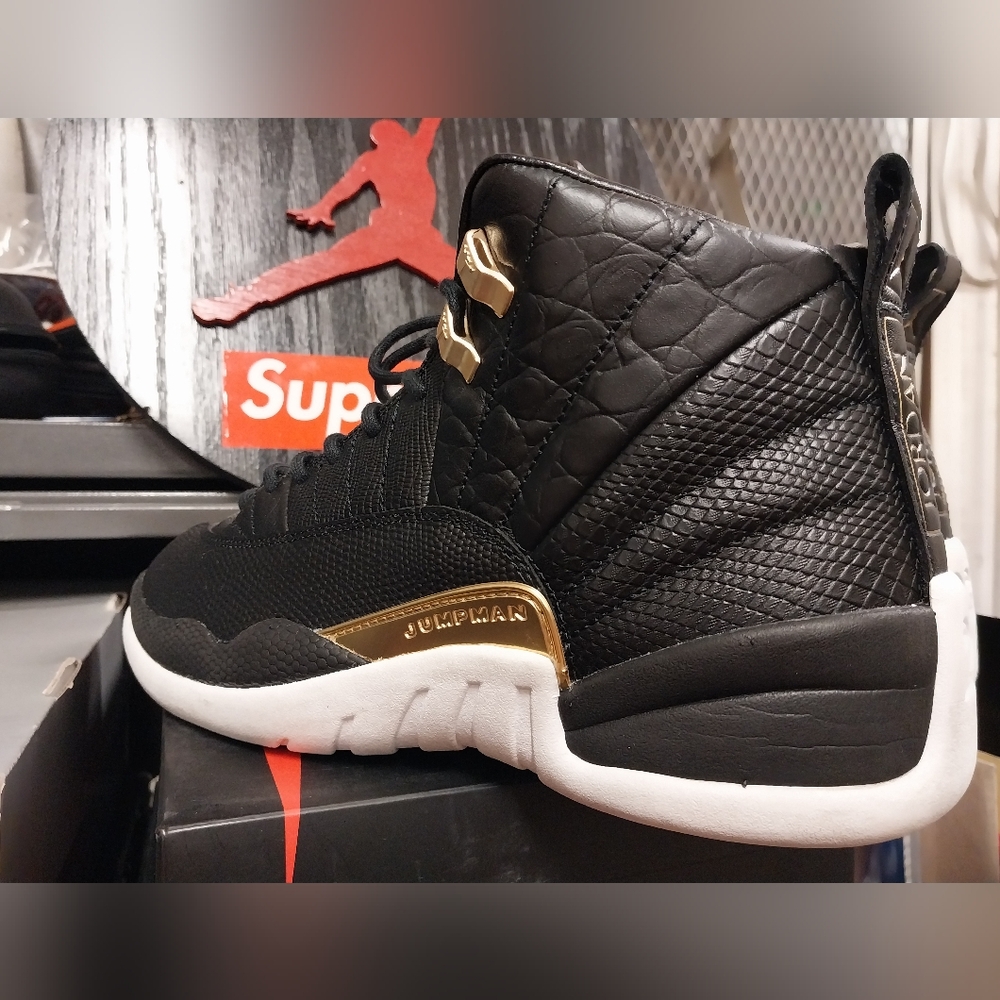 Retro Jordan 12 Reptile playoffs size 11 women's size 9 men's unisex - Picture 3 of 14
